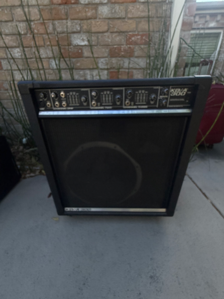 Peavy KBA 300
